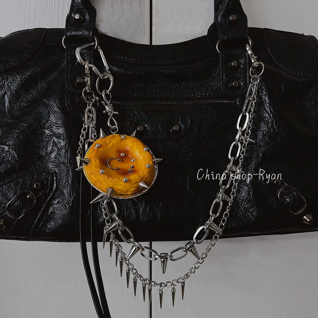 Punk Tart Bag Charm | Y2K Food-Inspired Keychain, Edgy Cute Pastry Pendant, Unique Gift Accessory