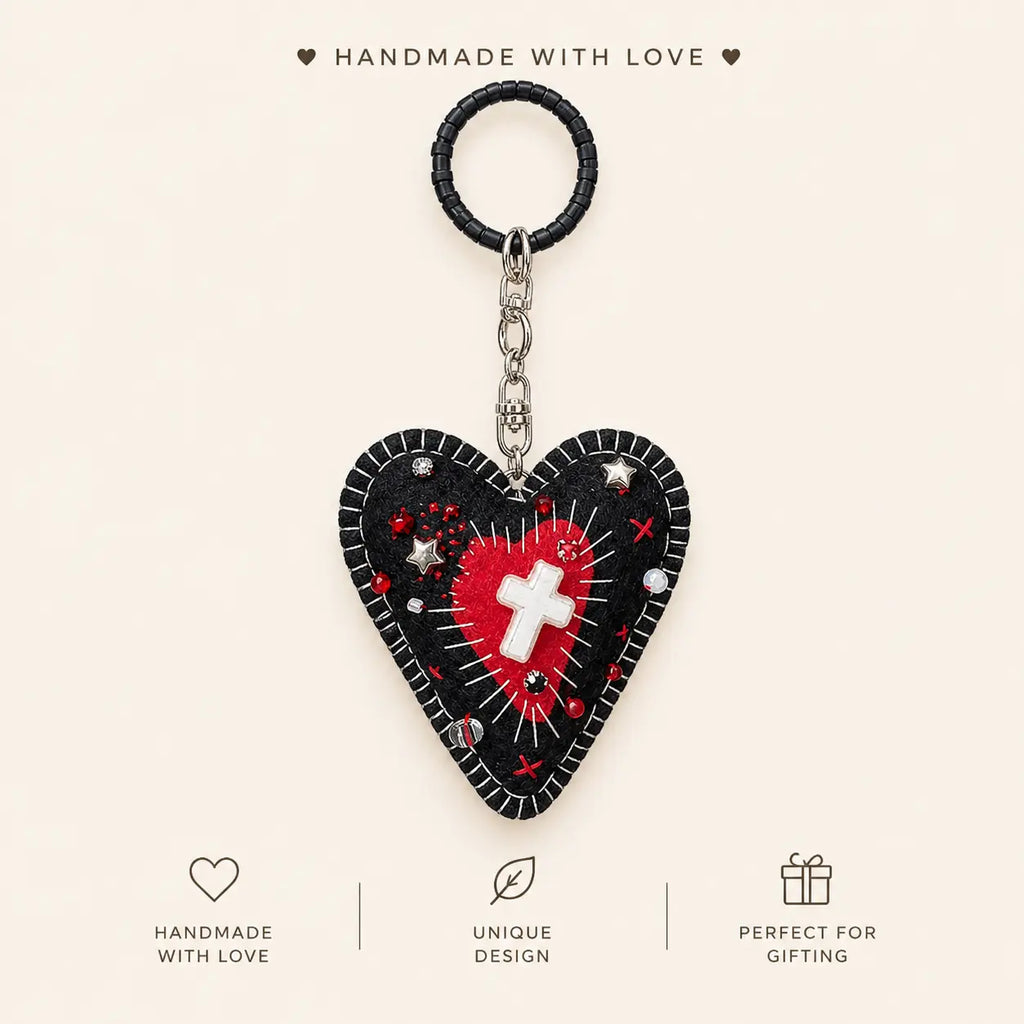 Handmade Gothic Dark Heart Pendant | Unique Felt Keychain & Bag Charm
