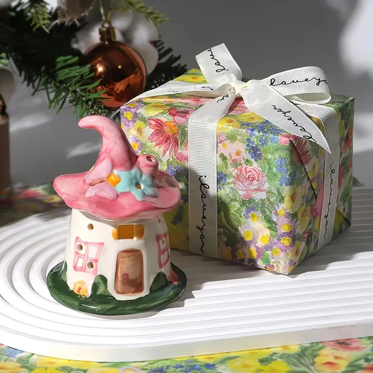 Cute Ceramic Witch House Night Light, Magical Fairy House Lamp for Bedroom, Unique Birthday Gift for Girls