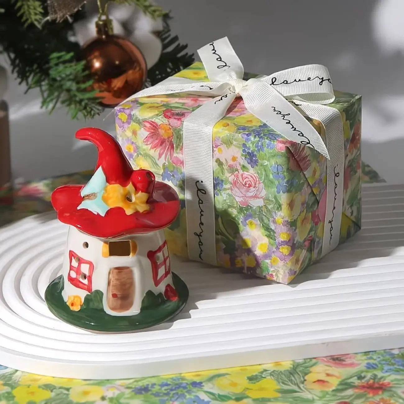 Cute Ceramic Witch House Night Light, Magical Fairy House Lamp for Bedroom, Unique Birthday Gift for Girls